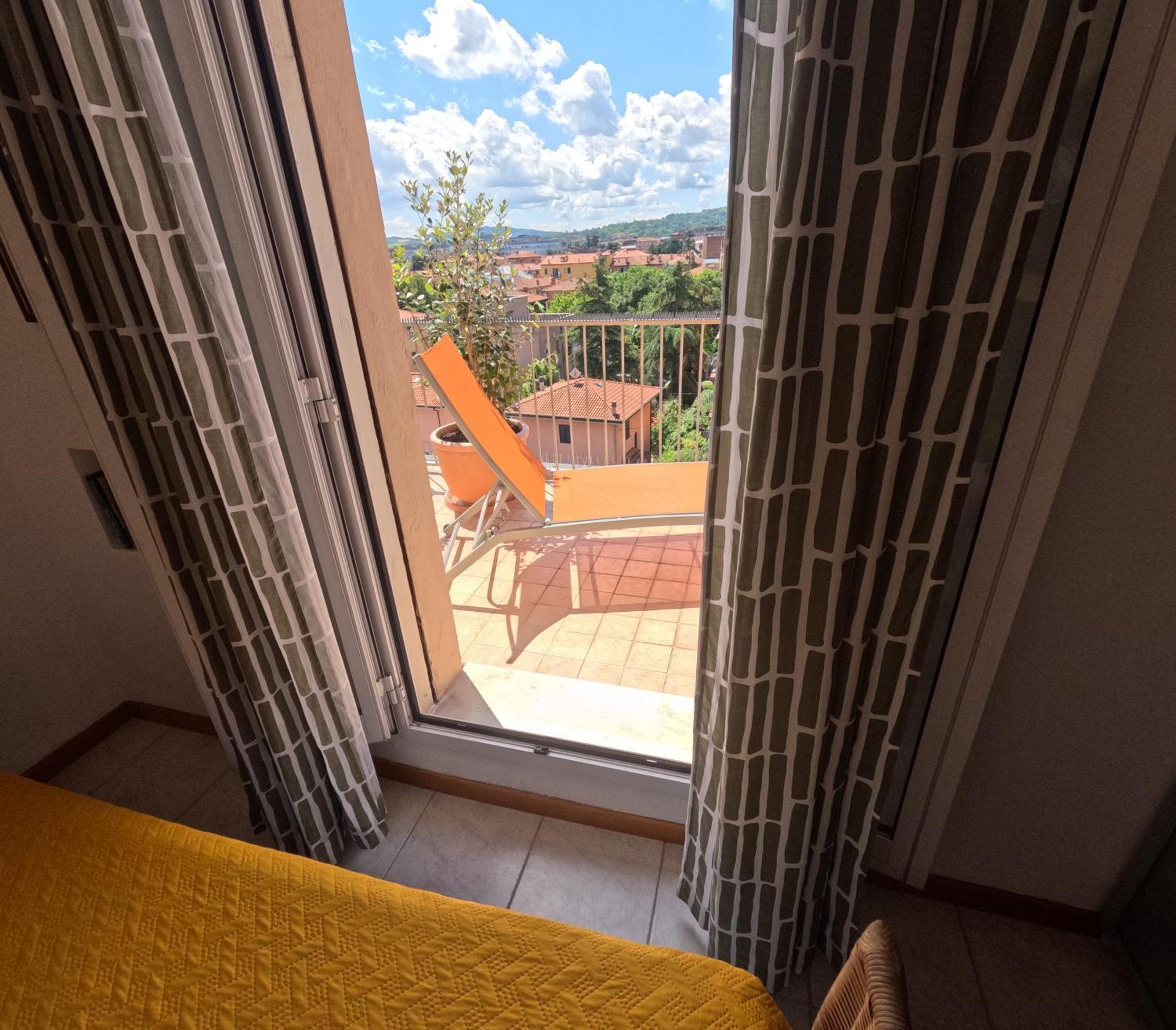 Bellavista Panoramic Terrace Appartamento Con Terrazza Zona Sant Orsola Bologna Kültér fotó